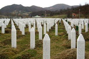Día Internacional de Reflexión y Conmemoración del Genocidio de Srebrenica de 1995 Día Internacional de Reflexión y Conmemoración del Genocidio de Srebrenica de 1995