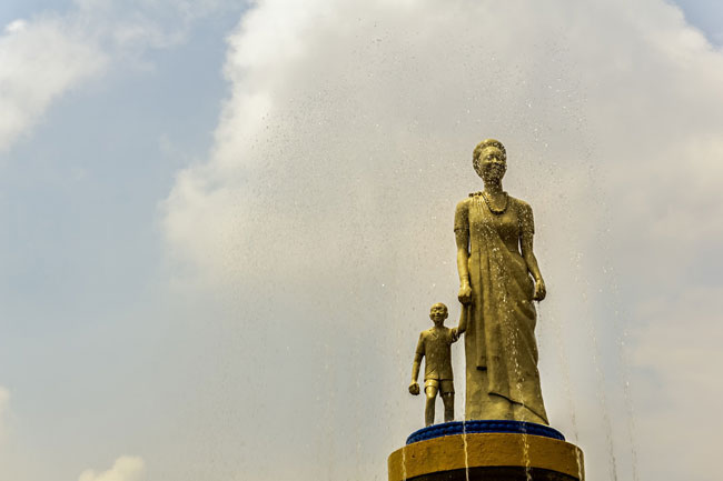 Estatua en Kigali (Ruanda)