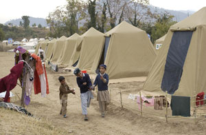 Campamento de refugiados en Shinkiari. Pakistan Campamento de refugiados en Shinkiari. Pakistan