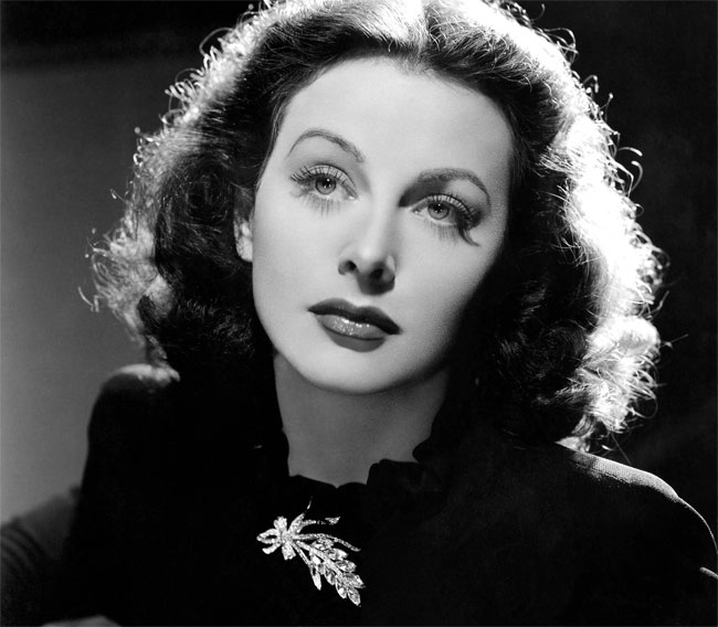 La actriz Hedy Lamar inventó el espectro ensanchado