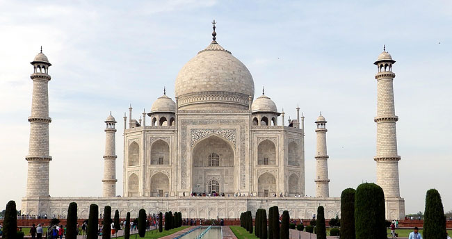 Taj Mahal (India)