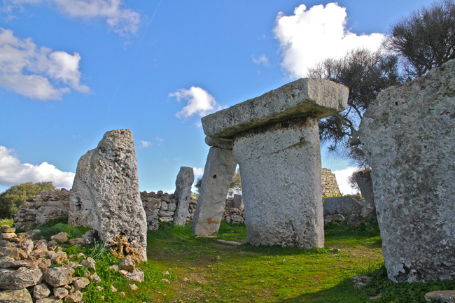 Taulas en Menorca (España)