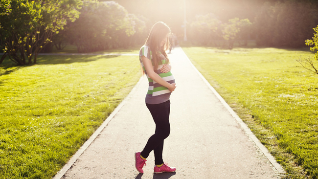 Un 11% de los bebés que nacen, son de madres adolescentes