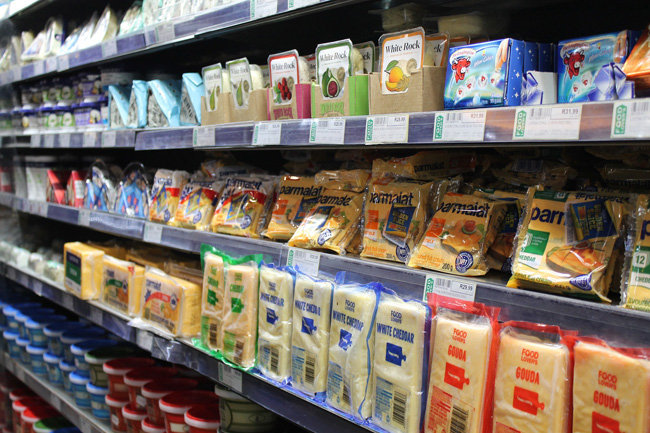 Los alimentos procesados suelen contener mucha sal, hay que revisar el etiquetado Los alimentos procesados suelen contener mucha sal, hay que revisar el etiquetado